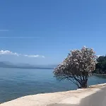 Bugenvilla - South Corfu House *