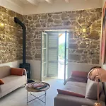 Bugenvilla - South Corfu House Tatil Evi Argyrades