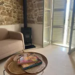 Bugenvilla - South Corfu House Tatil Evi *