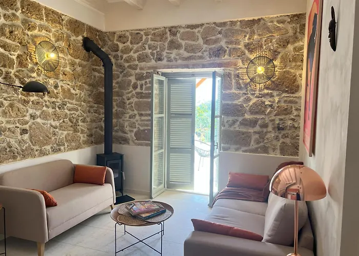 Bugenvilla - South Corfu House Ferienhaus Argyrades