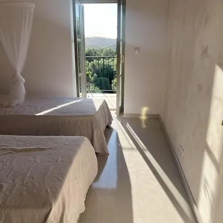 Bugenvilla - South Corfu House Argyrades