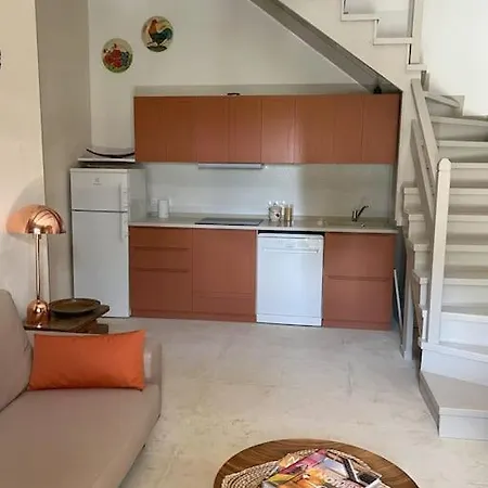 Bugenvilla - South Corfu House * Argyrades