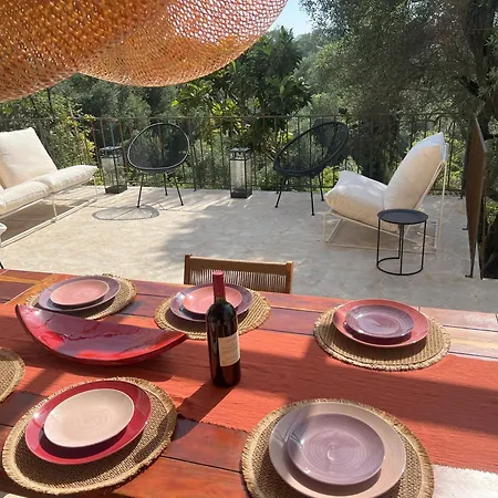 Bugenvilla - South Corfu House Tatil Evi